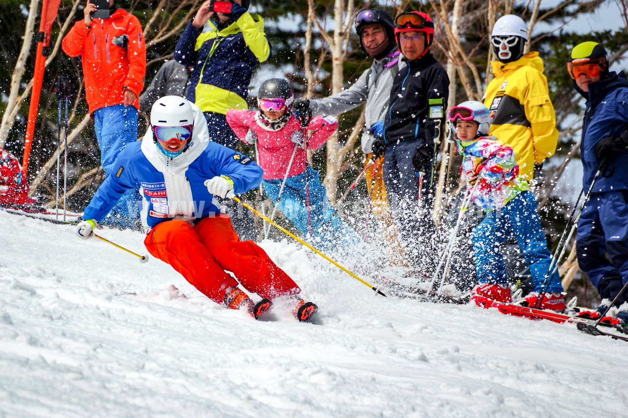 札幌国際スキー場 プロスキーヤー・吉田勝大 presents『M’s Ski Salon感謝祭』 総勢60名超、みんなで楽しく春スキーセッション(^O^)／